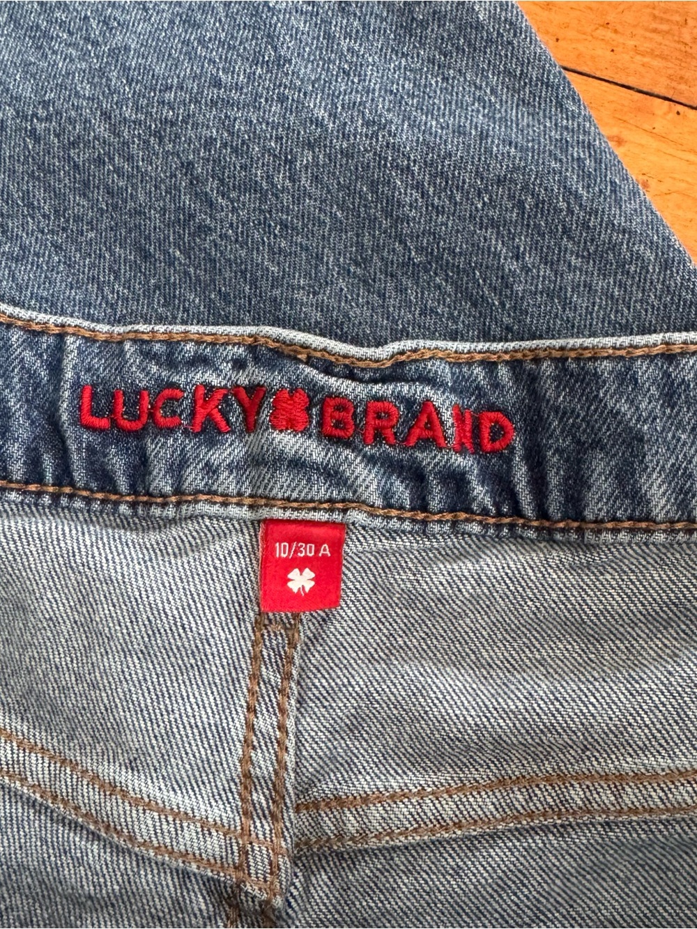 Lucky Brand wide leg baggy Y2K stitching blue jean denim pants size 10 30” - Picture 3 of 7